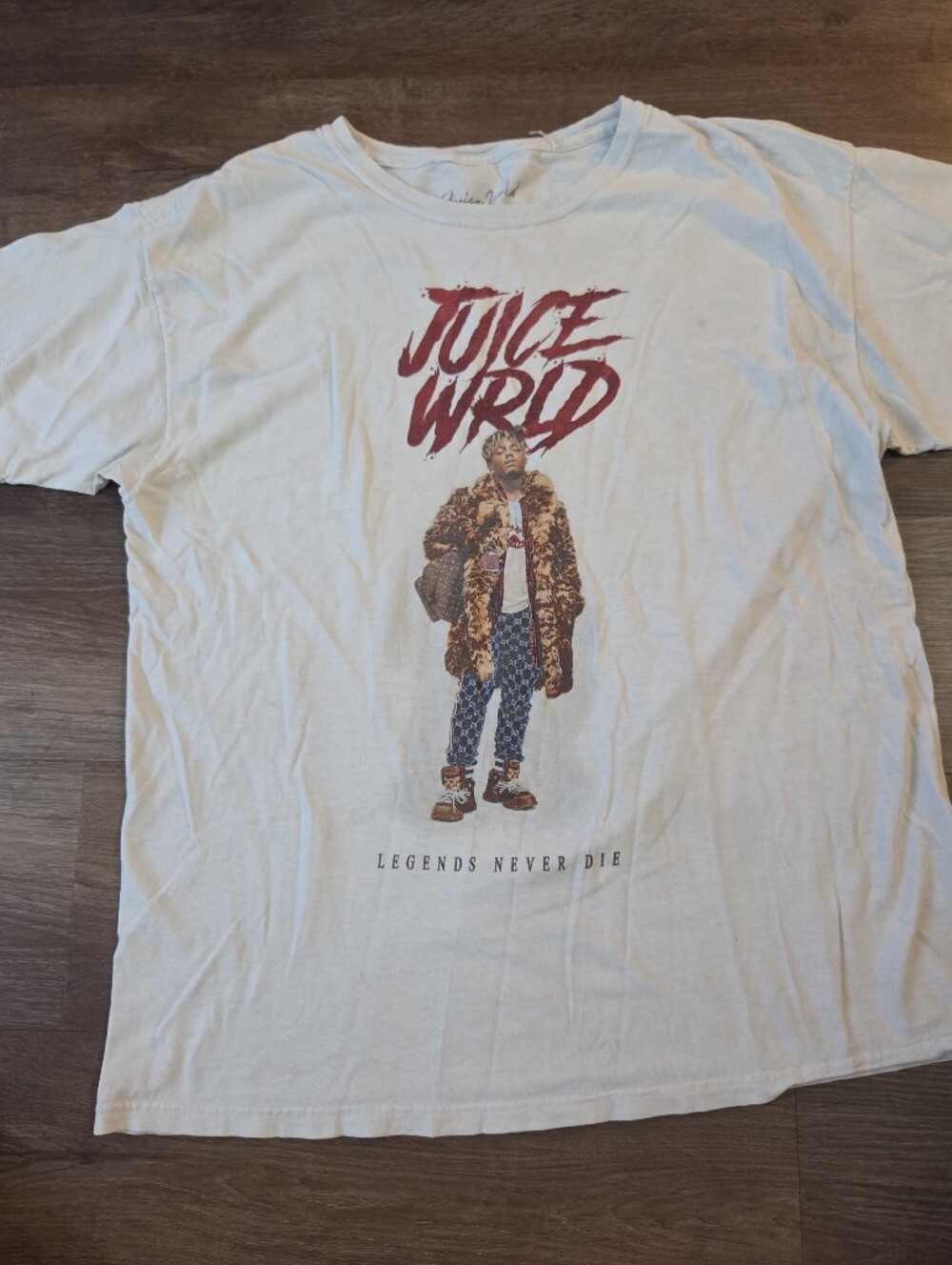 Distressed Juice WRLD "Legends Never Die" T-Shirt Adult size Large, holes/stain